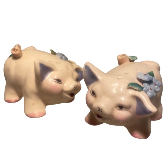 Vintage Pig Shakers - Picture 1 of 4
